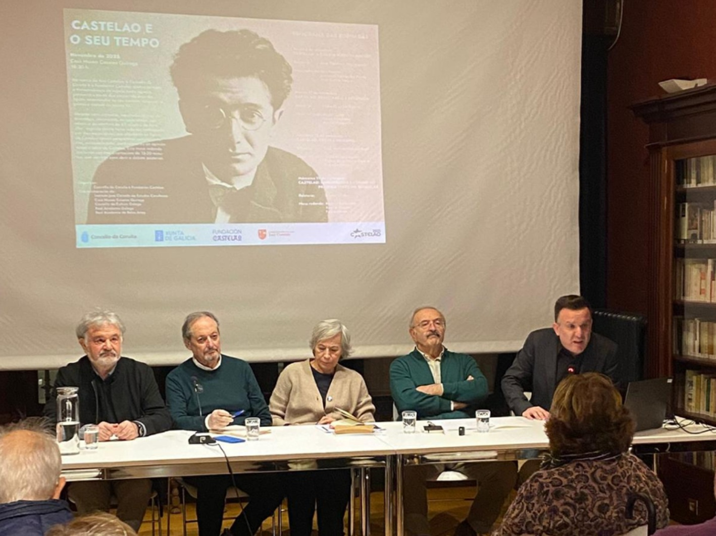 A mesa redonda dirixida por Ramón Villares pecha o ciclo de xornadas sobre Castelao organizadas polo Concello da Coruña e a Fundación Castelao