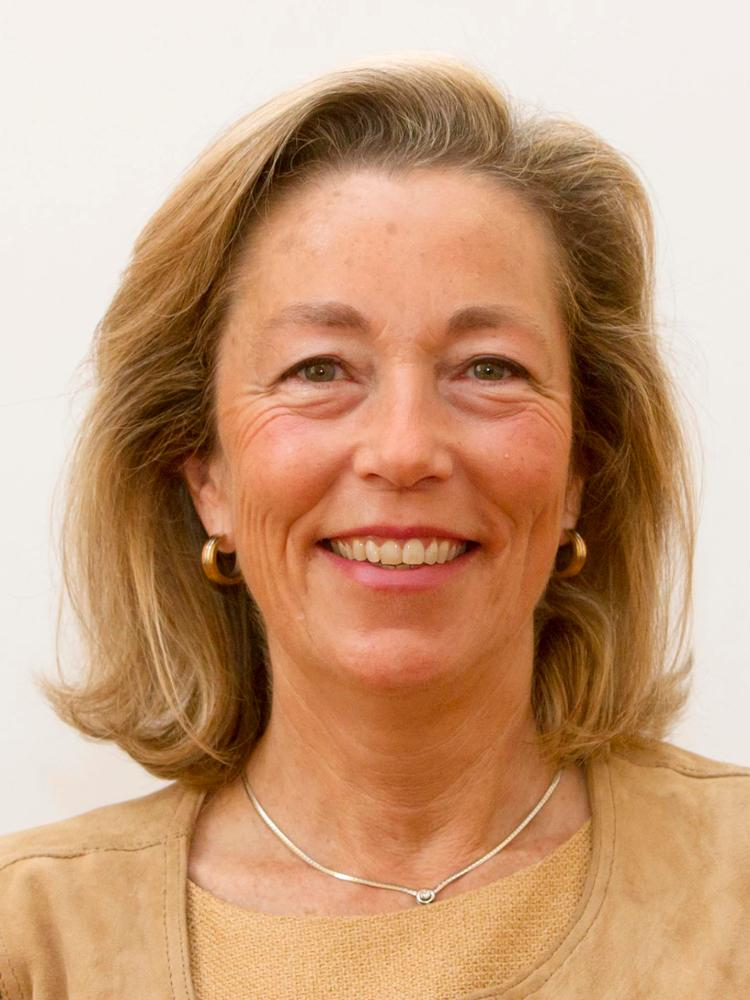 Sra. Dª. Rosa Gallego Neira