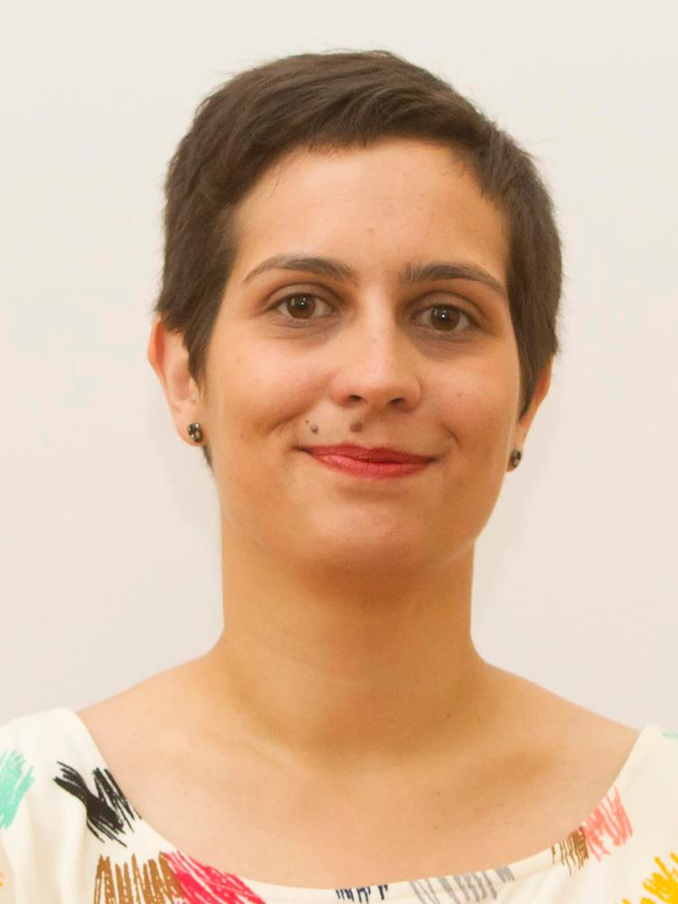 Sra. Dª. Avia Veira González