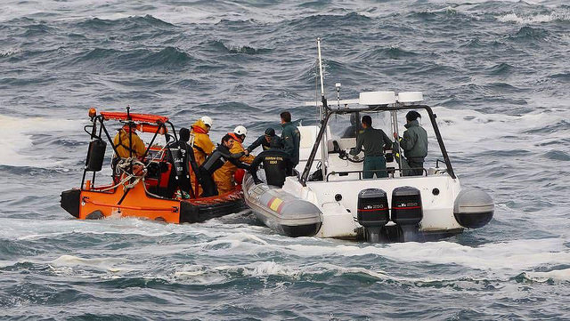 personal y embarcaciones del operativo