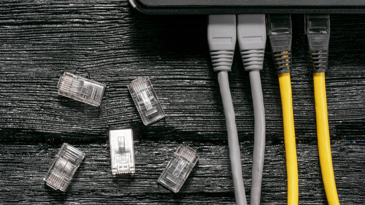 Fotografía de varios puertos de un ordenador.