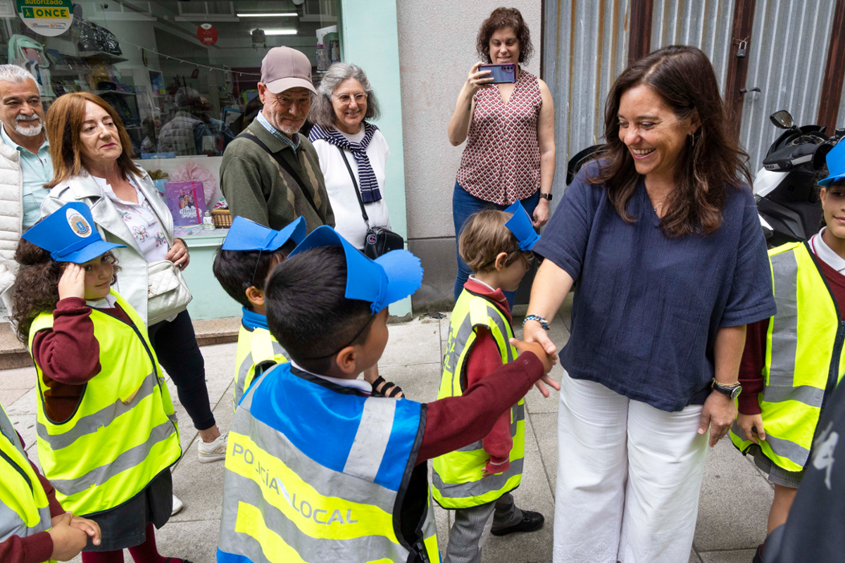 A alcaldesa, Inés Rey, hoxe durante a actividade. 
