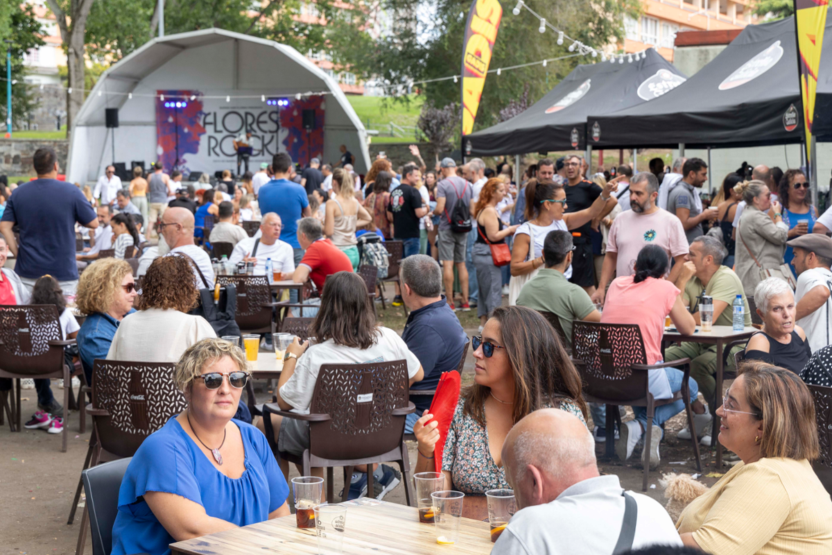 O concelleiro de Cultura e Turismo, Gonzalo Castro, destacou a importancia deste tipo de iniciativas para dinamizar a vida cultural da Coruña.