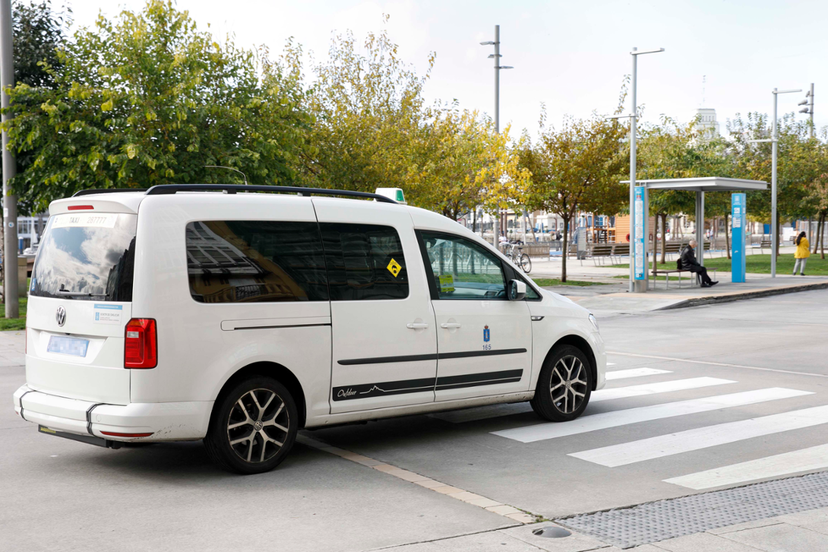 Imaxe de arquivo dun taxi adaptado.